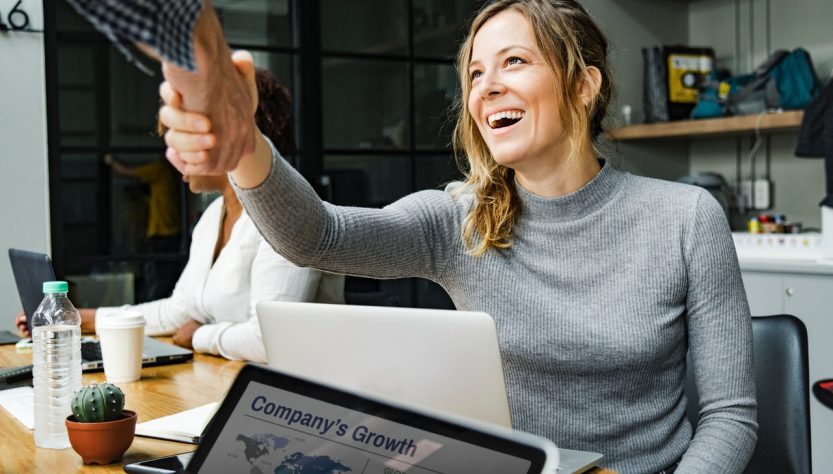 Come fare bella impressione con i potenziali clienti durante un evento fieristico